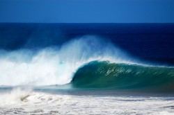 Another perfect left at Tres Palmas.